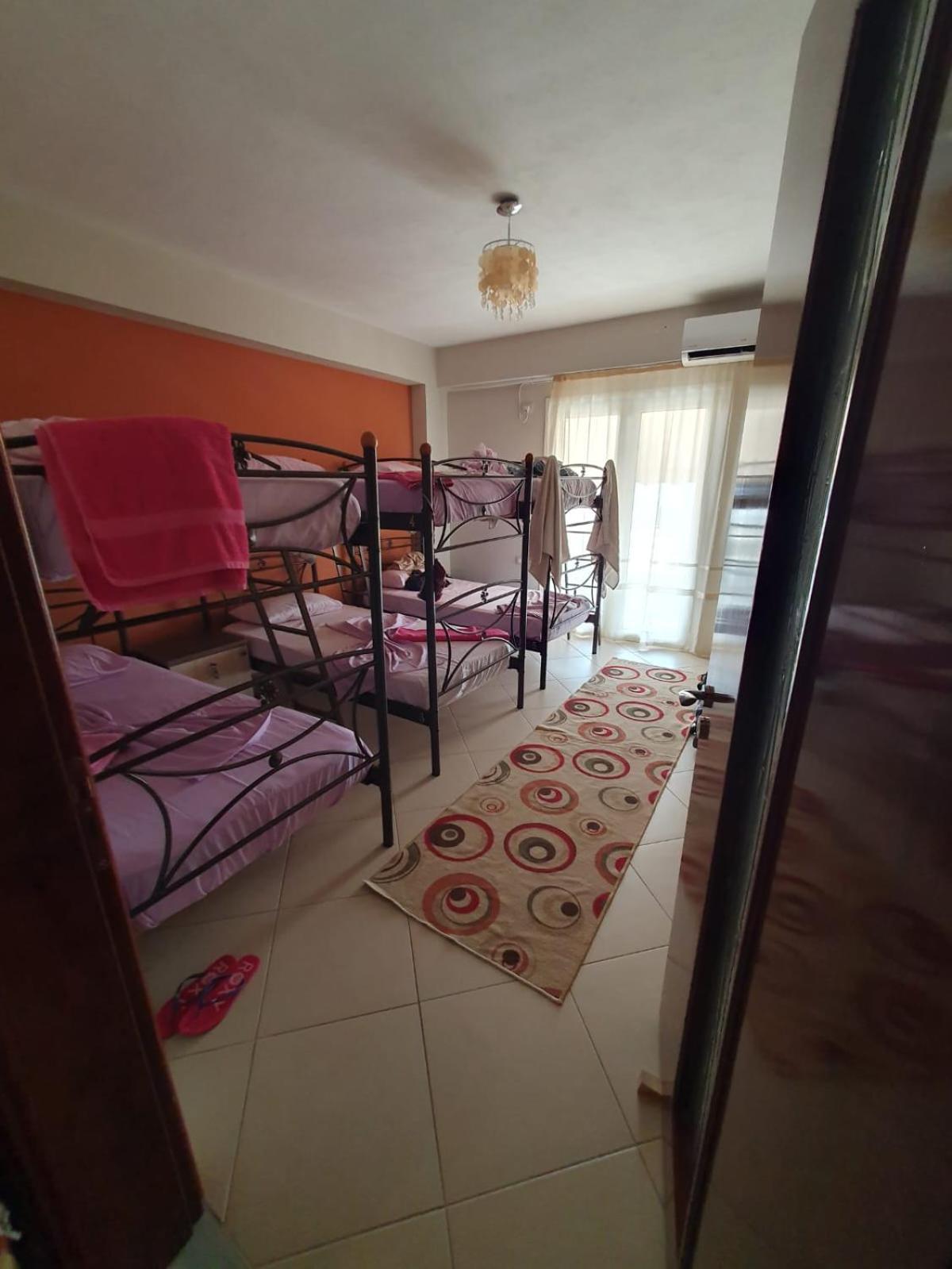 Mona'S Hostel Sarande Ngoại thất bức ảnh