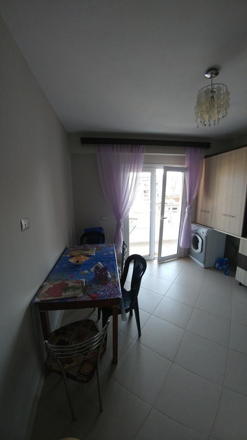 Mona'S Hostel Sarande Ngoại thất bức ảnh